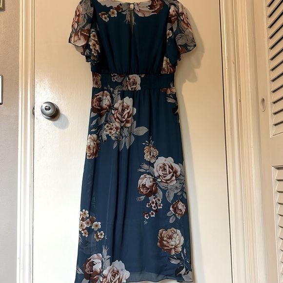 Baltic Born Floral Midi Dress - Picture 9 of 9